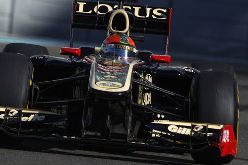 Lotus Renault GP dio la oportunidad a Romain Grosjean en Yas Marina