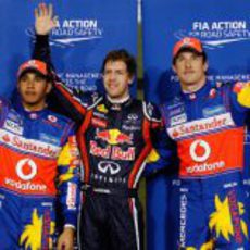 Sebastian Vettel logra la 'pole' por delante de los dos McLaren en Abu Dabi 2011