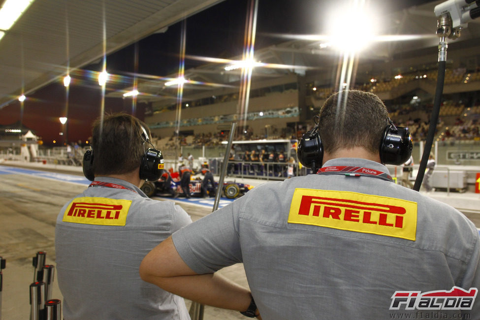 Los chicos de Pirelli en el GP de Abu Dabi 2011