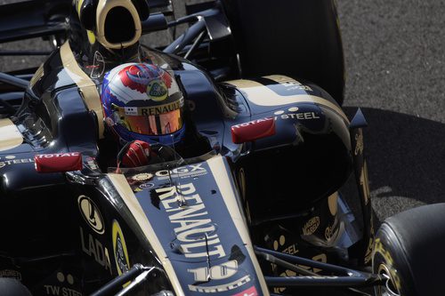 Vitaly Petrov en los terceros libres del GP de Abu Dabi 2011