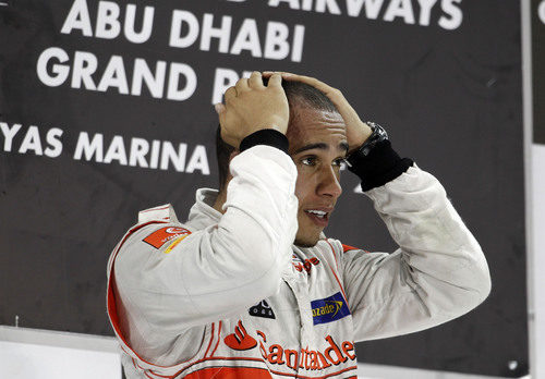 Hamilton no se cree que haya ganado en Yas Marina 2011