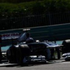 Bottas rueda en Yas Marina con Williams