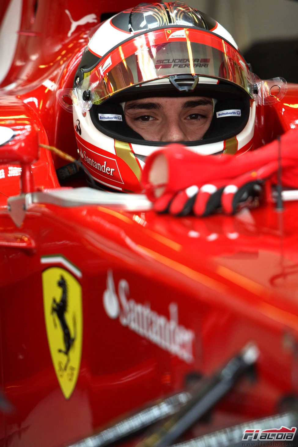 Jules Bianchi sentado en el 150º Italia en Abu Dabi