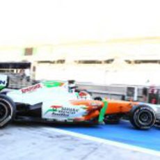 Chilton sale a pista con el VJM04 en Abu Dabi