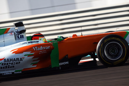 Max Chilton en Yas Marina a los mandos del Force India