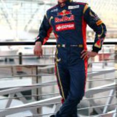 Kevin Ceccon con el mono de Toro Rosso en Abu Dabi