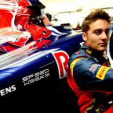 Stefano Coletti con Toro Rosso en los test de Abu Dabi 2011