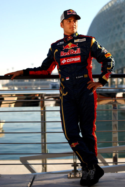 Stefano Coletti con el mono de Toro Rosso en Yas Marina