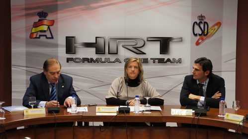 Carlos Gracia, Matilde García y Pedro de la Rosa en la presentación de Madrid