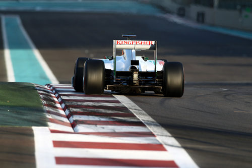 El Force India en los test para jóvenes pilotos de Abu Dabi 2011