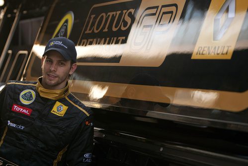 Jan Charouz con Lotus Renault GP en Abu Dabi