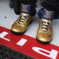 Las botas del piloto Campeón del Mundo de 2011