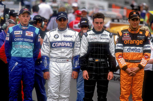 Räikkönen (Sauber), Montoya (Williams), Alonso (Minardi) y Bernoldi (Arrows) debutan en el GP de Australia 2001