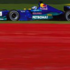 Kimi Räikkönen rueda en el GP de Australia 2001