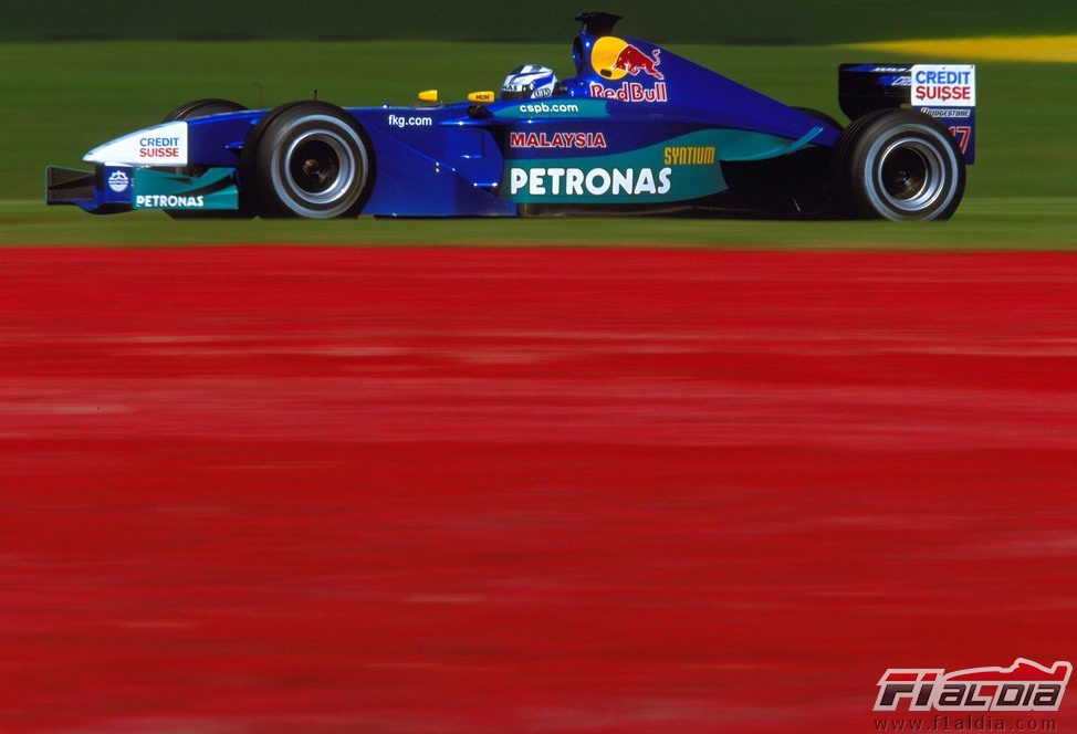 Kimi Räikkönen rueda en el GP de Australia 2001