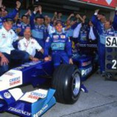 Sauber despide a Kimi Räikkönen tras la temporada 2001