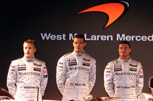 McLaren presenta a sus pilotos para la temporada 2002