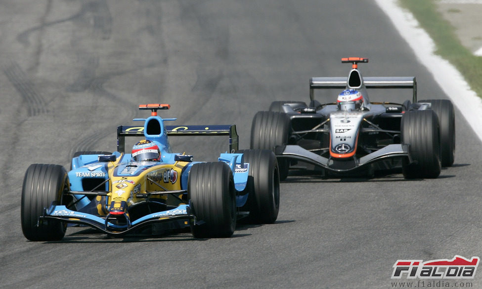 Fernando Alonso y Kimi Räikkönen se jugaron el Mundial de 2005