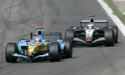 Fernando Alonso y Kimi Räikkönen se jugaron el Mundial de 2005