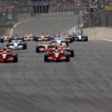 Salida del GP de Brasil 2007