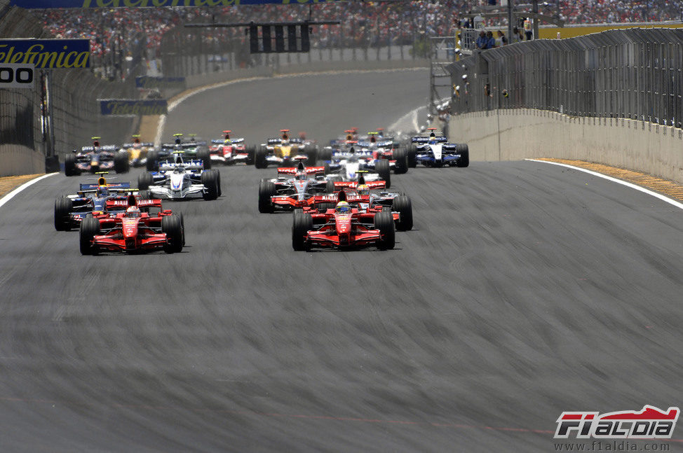 Salida del GP de Brasil 2007