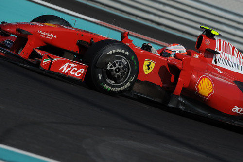 Kimi Räikkonen rueda en el GP de Abu Dhabi 2009