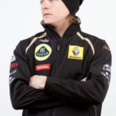 Kimi Räikkönen ficha por Lotus Renault GP para 2012