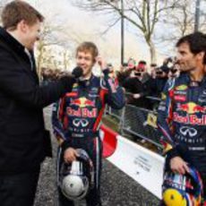 Jake Humphrey entrevista a Sebastian Vettel y Mark Webber