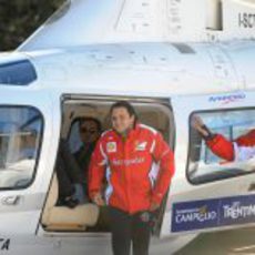 Felipe Massa llega en helicóptero al 'Wrooom 2012'