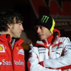 Fernando Alonso y Valentino Rossi en el 'Wrooom 2012'