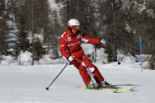 Felipe Massa esquiando en el 'Wrooom 2012'