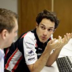 Bruno Senna ficha por Williams para 2012