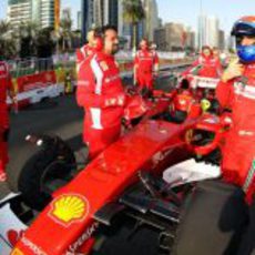 Marc Gené se prepara para subirse al F2008