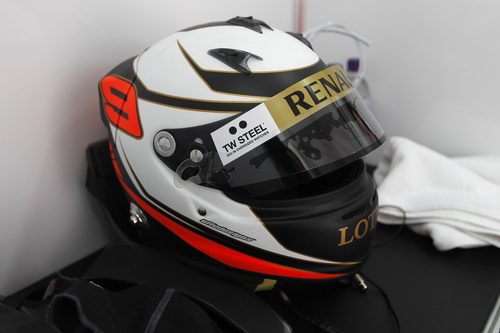 Casco de Kimi Räikkönen para 2012