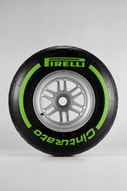 Pirelli 2012: intermedio (frontal)