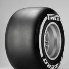 Pirelli 2012: medio (lateral)