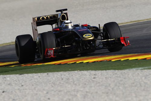 El Lotus R30 con Kimi Räikkönen a los mandos