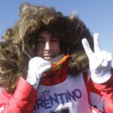 Fernando Alonso con su gran pelucón en el 'Wrooom' 2012