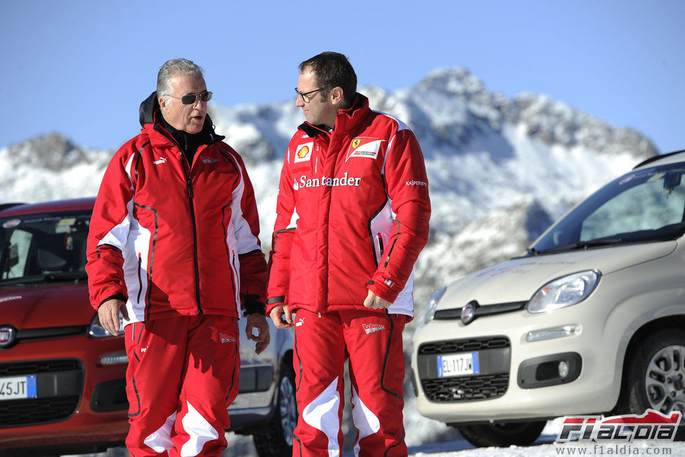 Piero Ferrari y Stefano Domenicali en el 'Wrooom' 2012