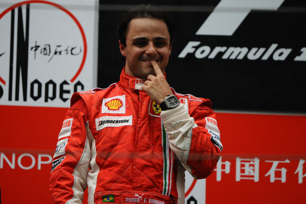 Massa acaba segundo en China