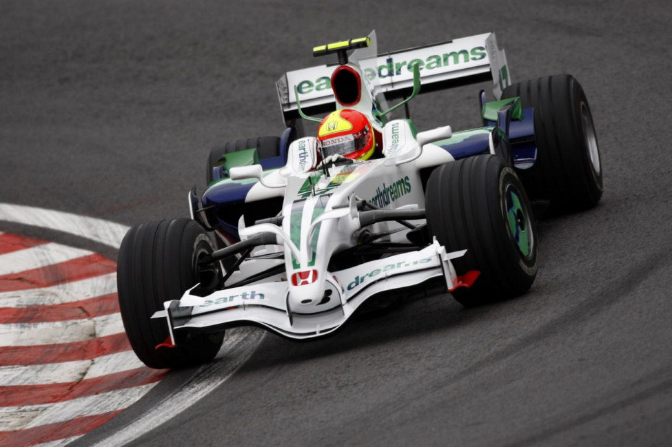 Barrichello con su nuevo casco