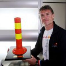 Coulthard con su premio