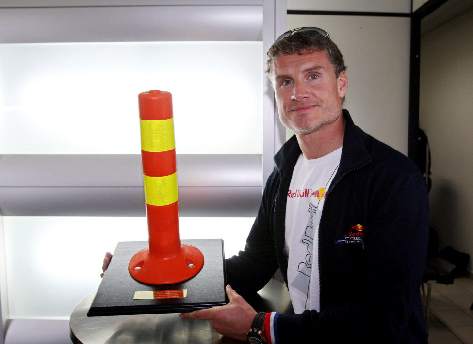 Coulthard con su premio