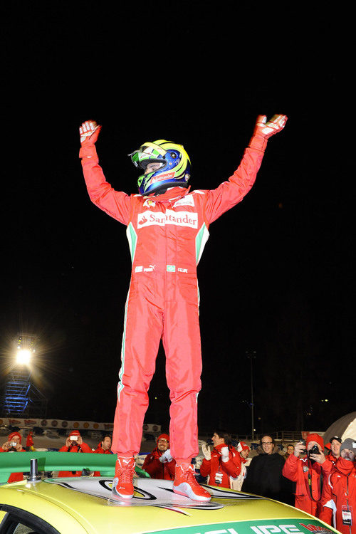 Felipe Massa gana la carrera del 'Wrooom' 2012