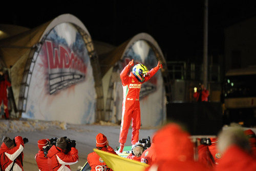 Felipe Massa victorioso en el lago helado del 'Wrooom' 2012