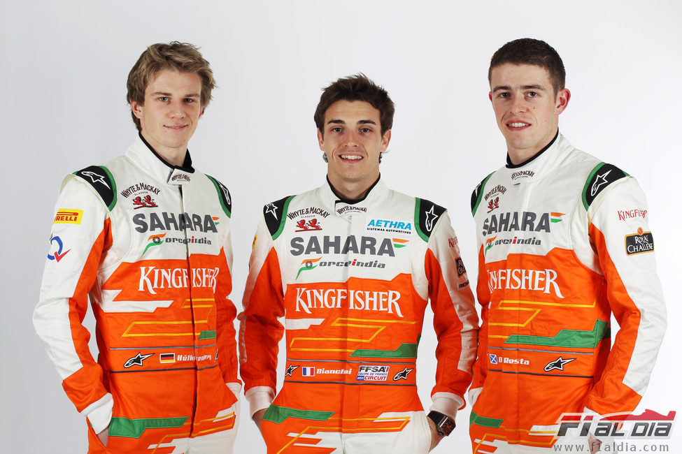 Nico Hülkenberg, Jules Bianchi y Paul di Resta con sus nuevos monos