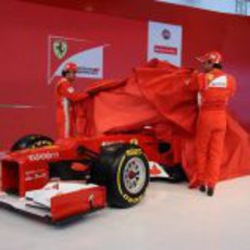 Fernando Alonso y Felipe Massa descubren en F2012
