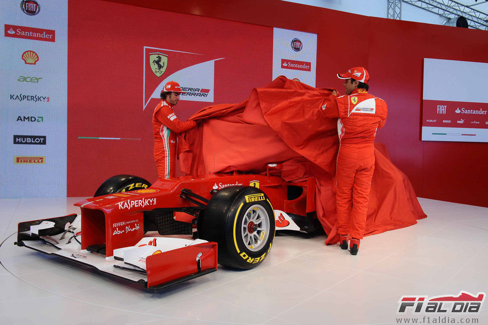 Fernando Alonso y Felipe Massa descubren en F2012