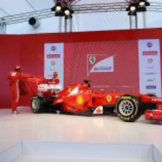 Descubierto el Ferrari F2012 en Maranello