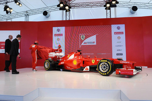 Descubierto el Ferrari F2012 en Maranello